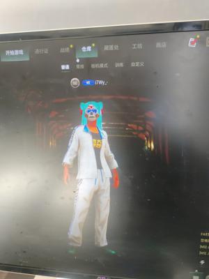 绝地求生（PUBG）卡宴5级妖魔ACE加异色烟枪