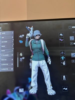绝地求生（PUBG）4成长武器，保时捷，金冬天