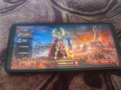 传奇世界手游激情大区人很多